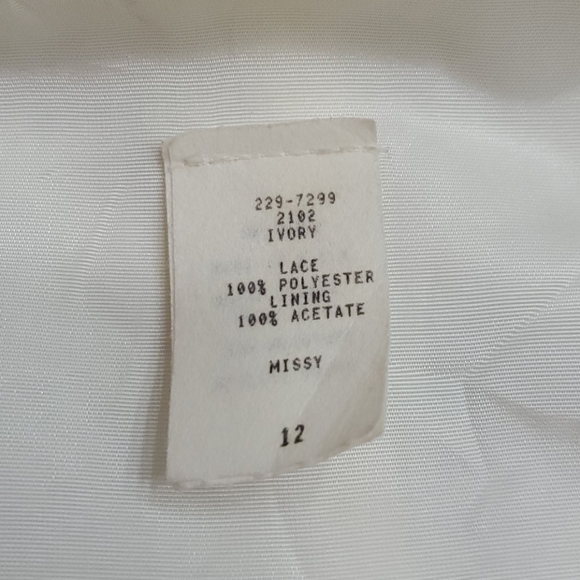 Vintage 2 piece Ivory Lace Suit Sz 12 EUC - Picture 8 of 11